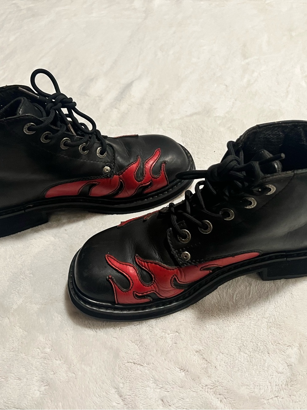 vintage Harley-Davidson Women's Black & Red Flame Leather Motorcycle Boot Size 7 - Picture 2 of 7